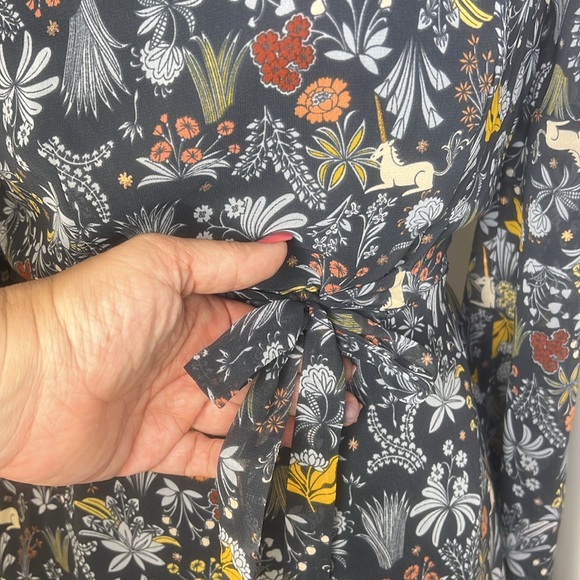 Lauren Conrad Floral Unicorn Ruffle flower Navy Mini dress Woman’s size XS - Picture 6 of 9